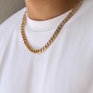 Collares colgantes Kunjoe hombre simple collar de cadena cubana oro/metal negro collar de aluminio collar joyas de joyas