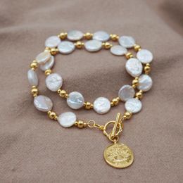 Colliers pendentif dames collier de perles baroques naturelles avec couple de pièces d'or 18 carats plaqués pendentif