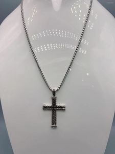 Colliers pendentifs Le Han Jewelry Silver Cable Cross Neckalce 18 Inch Box Chain