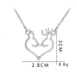 Pendentif Colliers Amour Coeur Elk Tête Petit Art Frais Elf Bois Collier Animal De Noël Cerf Chanceux Amulette Bijoux