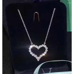 Colliers de pendentif amoureux coeur couloir réel couleurs argentées bijou zircon cz fête des pendentifs de mariage collier pour femmes bijoux de mariée