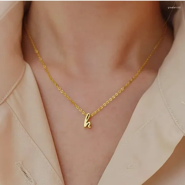 Collares colgantes Minúscula 26 Collar de letras inglesas para mujeres Luz de lujo Nicho Chapado Cadena de clavícula de oro de 18k