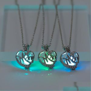 Hangende kettingen Lumineuze gloed in het donkere hart moeder ketting blauwe groene fluorescentie medailles kooi kooi hanger voor vrouwen meisjes dhqy8