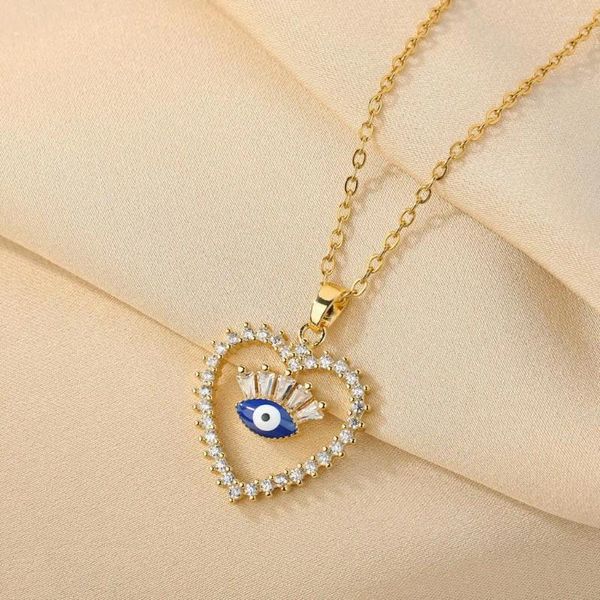 Pendentif Colliers Lutaku Love Heart Evil Blue Eye Collier pour femmes Hommes Cristal Zircon Couker Dainty Bijoux Couple Cadeau