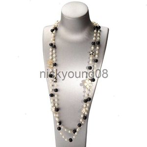 Pendentif Colliers De Luxe Marque Design Numéro 5 Long Collier De Perles Camélia Double Couche Chandail Chaîne Femme Fête Bijoux x0711 x0711