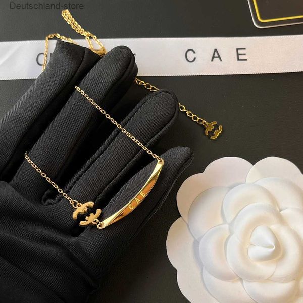 Collares colgantes Marca de lujo Collar de letra de codo diseñado para mujeres Cadena larga 18k Chapado en oro Joyería de diseñador Accesorios exquisitos Q230908