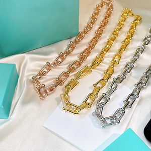 Collares pendientes Diseñador de lujo Mujer Joyería de moda Con incrustaciones de diamantes Noble Elegante Adecuado para regalo Reunión social Hermoso Muy bueno Agradable