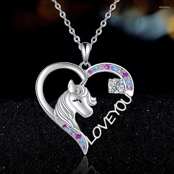 Collares colgantes Corazón de lujo Unicornio Collar para niños para mujeres Dibujos animados Animal Arco iris Caballo Cristal Piedra de nacimiento Regalo del día de San Valentín