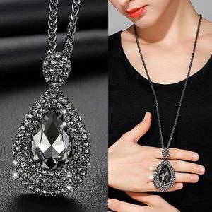 Colliers de pendentif Collier de luxe à longue chaîne et pendentif 2022 Womens Fashion Water Drop Grey Crystal Collier Womens Corell Party Bijoux D240522