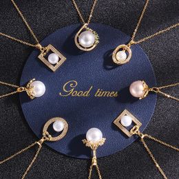 Pendentif Colliers Collier de luxe Designers Bijoux Diamant Collier de perles Femmes Titane Acier Plaqué Or Ne se fane pas Aller265v