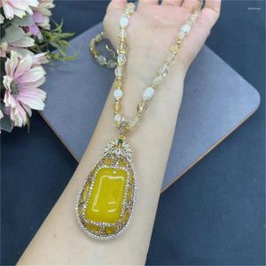 Colliers pendants Luxury Seconde Gémération Amber Câne d'abeille Long Collier Natural Yellow Crystal Beads Stand Chaîne pour les femmes Party