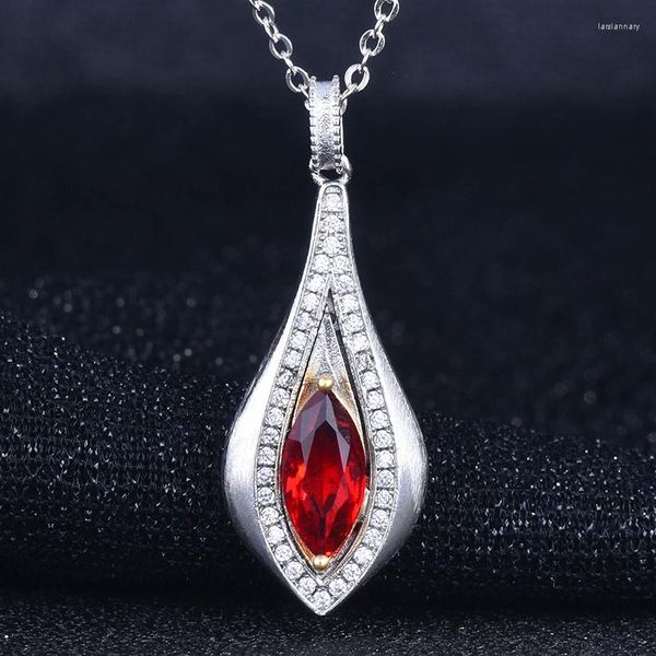 Collares colgantes de lujo Vintage tono de remolque plateado marquesa cristal rojo para mujeres brillo CZ piedra incrustaciones joyería de moda regalo de fiesta