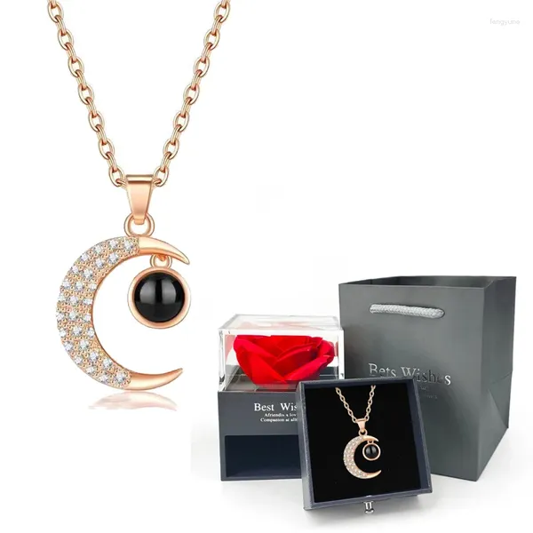 Colliers pendants Collier de lune de zircon de luxe avec boîte à cadeaux Rose Boîte à bijoux 100 langues Je t'aime Projection For Women Christmas Cadeaux