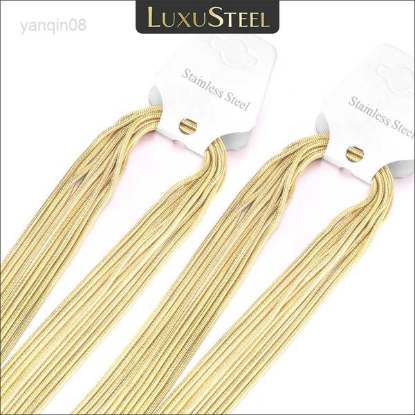 Collares pendientes LUXUSTEEL 10 Unids / lote 2 mm Cadena de serpiente redonda Collar de acero inoxidable Collares de color dorado Colgantes Broche de langosta Inoxidable 45 cm HKD230712