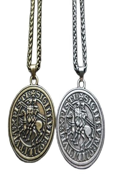 Collares colgantes Hombres Amuleto Joyería Vikingo Doble Guerra Caballo Griego Latino Caballeros Templarios Exquisito Collar Conmemorativo Shi8763271