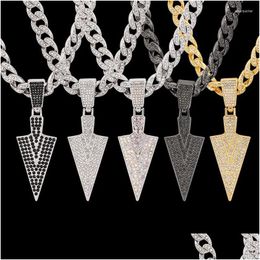 Colliers pendants hommes Design Bling Arrow Head charme Iced Out Cumbic Chain Miami Jewelry Triangle géométrique Collier pendent Hip Hop D Dhiva