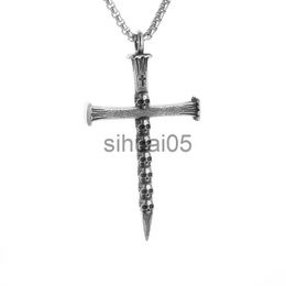 Collares colgantes Christian Good Friday Skull Cross Colgante Collar Lucky Charms Joyería gótica Accesorios de regalo x1009