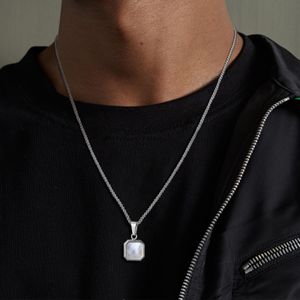 Colliers de pendentif Men Colliers de pierre carrée géométrique élégante 15 mm pendentif coquille avec chaîne de boîte décontractée pour garçon mâle collier cols bijoux 230426