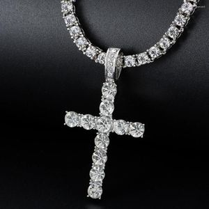 Collares colgantes Hombres Mujeres Hip Hop Cross brillantes con cadena de tenis de circón de 4 mm enchado helado Bling Exquisito Collar Joya Regalización de moda