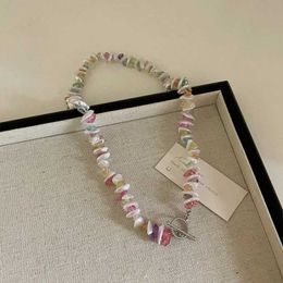 Colliers pendants minar boho couleurs de bonbons irréguliers perles de pierre naturelle Strand Toggle fermoir cercle Colliers de tour de cou perles pour femmes bijoux de plage