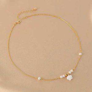Colliers de pendentif Minar Exquis Exquise Eau de narchie Perle blanche Fleur Fleur Pendante Colliers pour femmes Real Gold plaqué de bijoux en cuivre