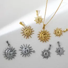 Colliers pendants Modagirl Moon and Sun Face en acier inoxydable à la mode céleste Sunburst Medallion BIELLIE DIY CHARME GROUPE Prix en gros