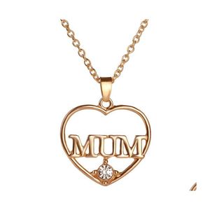 Pendentif Colliers Fête des Mères Cadeau Bijoux Collier Coeur Creux Avec Mon Cristal Pierre Pendentif Rond Amour Maman Drop Livraison Collier Dhde7