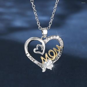 Collares colgantes Día de la madre Hueco Gran corazón Letra Mamá para mujer Zircon blanco Plata Color oro Fiesta de cumpleaños Regalos de joyería