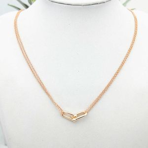 Collares colgantes Sra. Sterling Silver Classic Rose Golden u letras empalmante Collar en forma de corazón pareja paradas Joker Joyas Regalos G230202