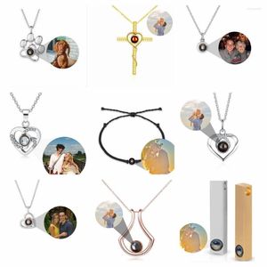 Hangende kettingen multi-stijl gepersonaliseerde aangepaste po ketting kerstcadeau sieraden verjaardagsliefhebber vriend souvenir