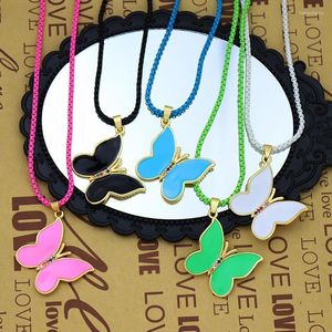 Pendentif Colliers Collier d'émail papillon multicolore pour femme filles fine chaîne ras du cou doux insecte tendance bijoux colliers de couleurs