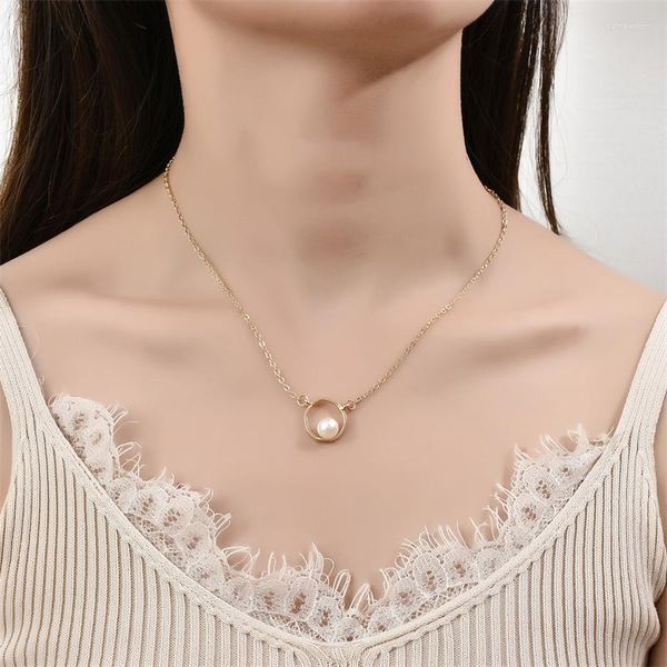 MYJIEBIN Japonais-Coréen Ins Style Simple Géométrique Imitation Perle Collier Femmes Cool Tempérament Clavicule Os