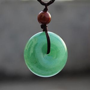 Pendant Necklaces Natural Hand Carved Lucky Amulet Nephrite Jade Jewelry 230625