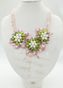 Colliers pendentifs perles baroques naturelles énormes. Collier de fleurs tissé à la main. Collier de mariage classique et magnifique, bijoux de 20 pouces