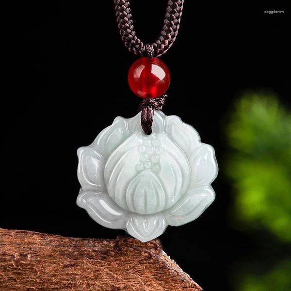 Collares colgantes Loto de jade natural con hermoso collar de cadena de cuerda para hombre y mujer Fengshui Geomántico Seguridad Amuleto Talismán