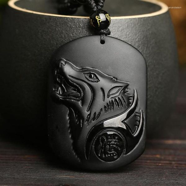 Collares colgantes Collar de lobo de obsidiana natural Hombres Mujeres Amuleto de la suerte Fengshui Encantos Negro Jade Cristal Cabeza tallada a mano