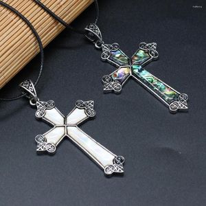 Pendentif Colliers Collier de coquille naturelle Mode Forme de croix pour femmes Bijoux Fête Cadeau Longueur 55 5cm 42x65mm
