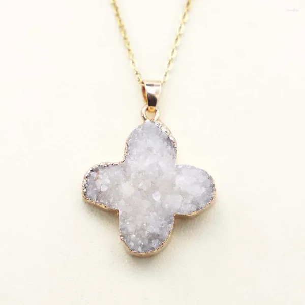 Colliers pendants Stone Natural Cross Feuilles Forme d'agate blanche Collier Druzy Gold Reiki plaqué Charmes de la mode