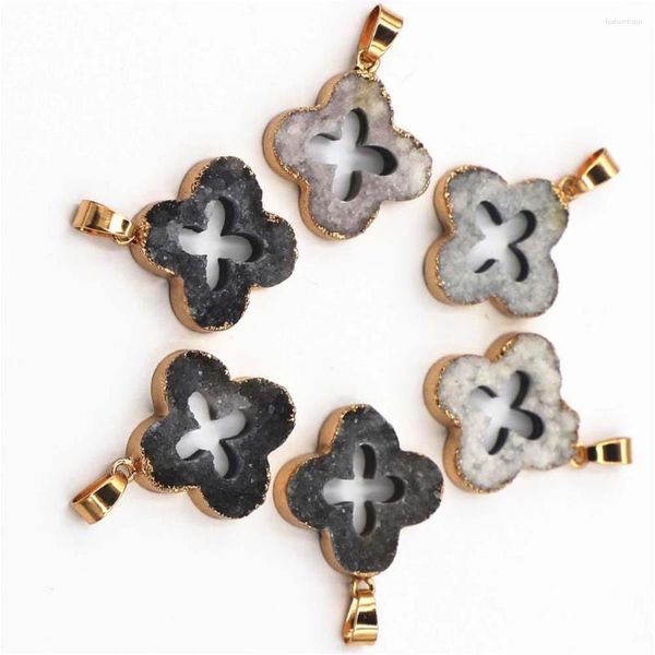 Collares pendientes Piedra natural en forma de cruz Amor en forma de corazón Geoda Collar Ahuecado Encanto Accesorios de joyería de moda Venta al por mayor 5Pc
