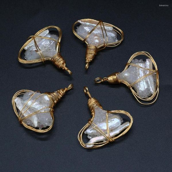 Collares pendientes Cuentas de perlas envueltas naturales Encantos Forma ovalada para hacer collar de bricolaje Tamaño de regalo 40x40mm