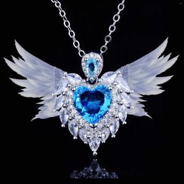 Collares pendientes Ne'wLiveStreaming Diseño de joyería de alta definición Simulación de ala de ángel del tesoro azul del mar Collar con alas en forma de corazón