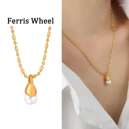 Colliers pendentiels Collier pour femmes avec des perles d'eau douce en acier inoxydable Gold Couleur Chaîne de bijoux pour femme