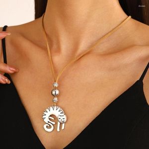 Colliers pendentifs Collier Unique Nerk Bijoux à la mode pour l'homme
