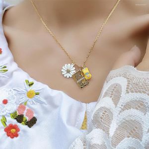 Colliers à pendentif Niche Sweet Girls' Daisy Pearls Necklace