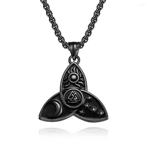 Collares colgantes Nordic Celtic Triangle Star Moon Collar de acero inoxidable Rey de los dioses Odin Hombres Joyería punk