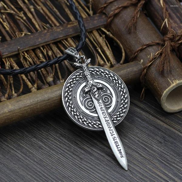 Collares colgantes Nórdicos Odin Warrior Sword Shield Collar vikingo para hombres Joyería de runa escandinava de acero inoxidable