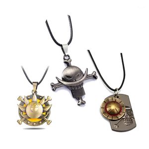 Pendentif Colliers One Piece Collier Barbe Blanche Luffy Zoro Ace Sanji Anime Amitié Hommes Femmes Bijoux Collier Accessoires1319o