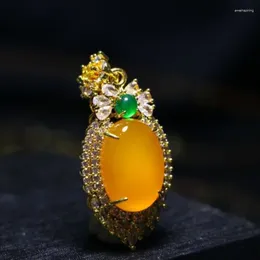 Collares colgantes perfecto alto chino naranja jade precisión tallado huevo de paloma