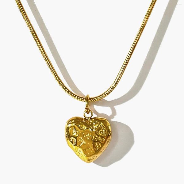 Collares colgantes Peri'sbox Acero inoxidable impermeable 18K Oro PVD Chapado Pequeño Collar de corazón martillado hinchado para mujeres Regalos de San Valentín