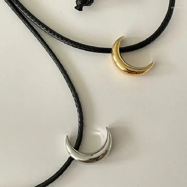 Pendentif Colliers Personnalité Corde Tressée Métal Lune Rose Collier Pour Femmes Fille Tendance Rétro Y2K Bijoux Cadeau 2024 Ras du Cou